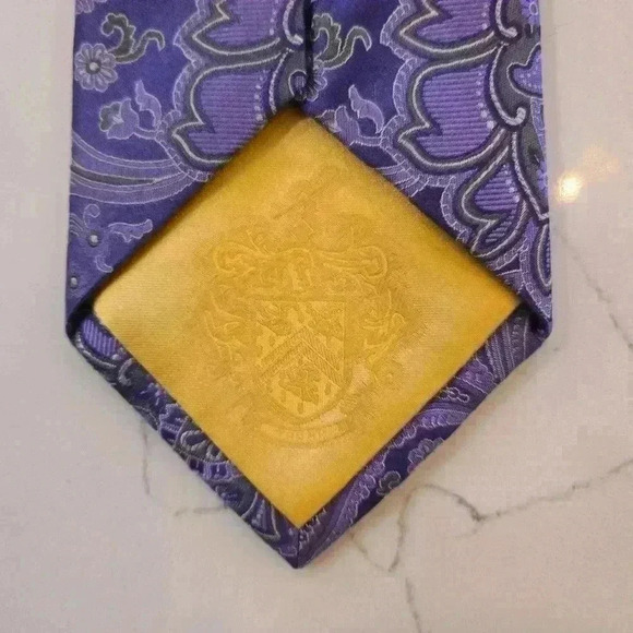 Donald J. Trump Signiture Collection Gold Bar Paisley 100% Silk Tie Purple Mens - Picture 5 of 7
